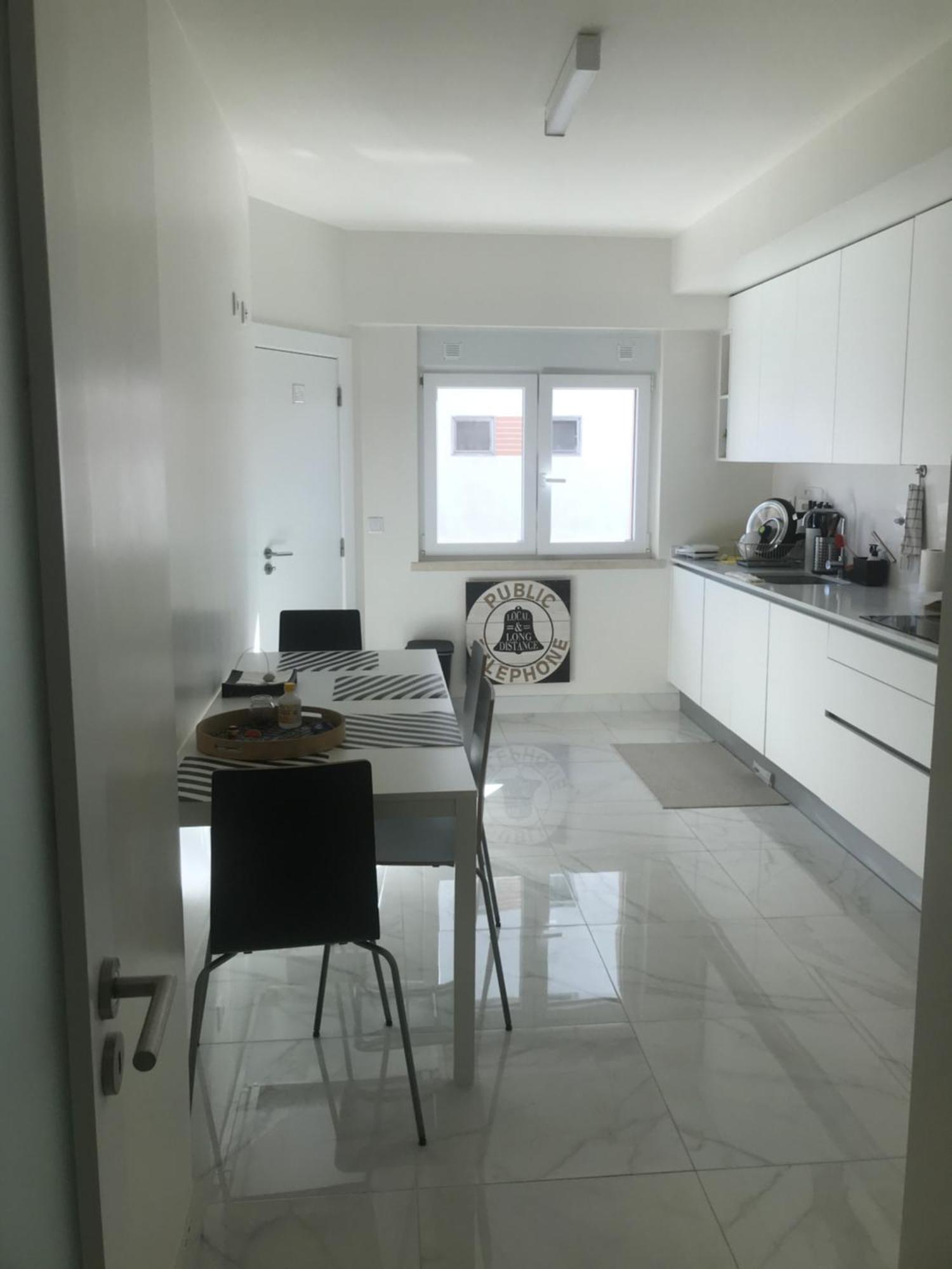 Modern Double Room With Private Balcony Монтижу Экстерьер фото