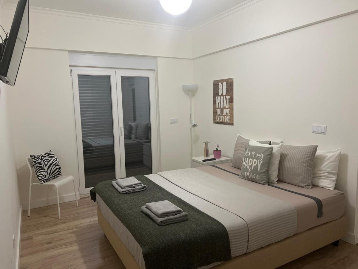 Modern Double Room With Private Balcony Монтижу Экстерьер фото